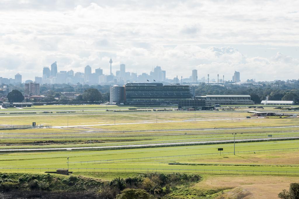 Racecourse Space Pop Up Randwick Ngoại thất bức ảnh