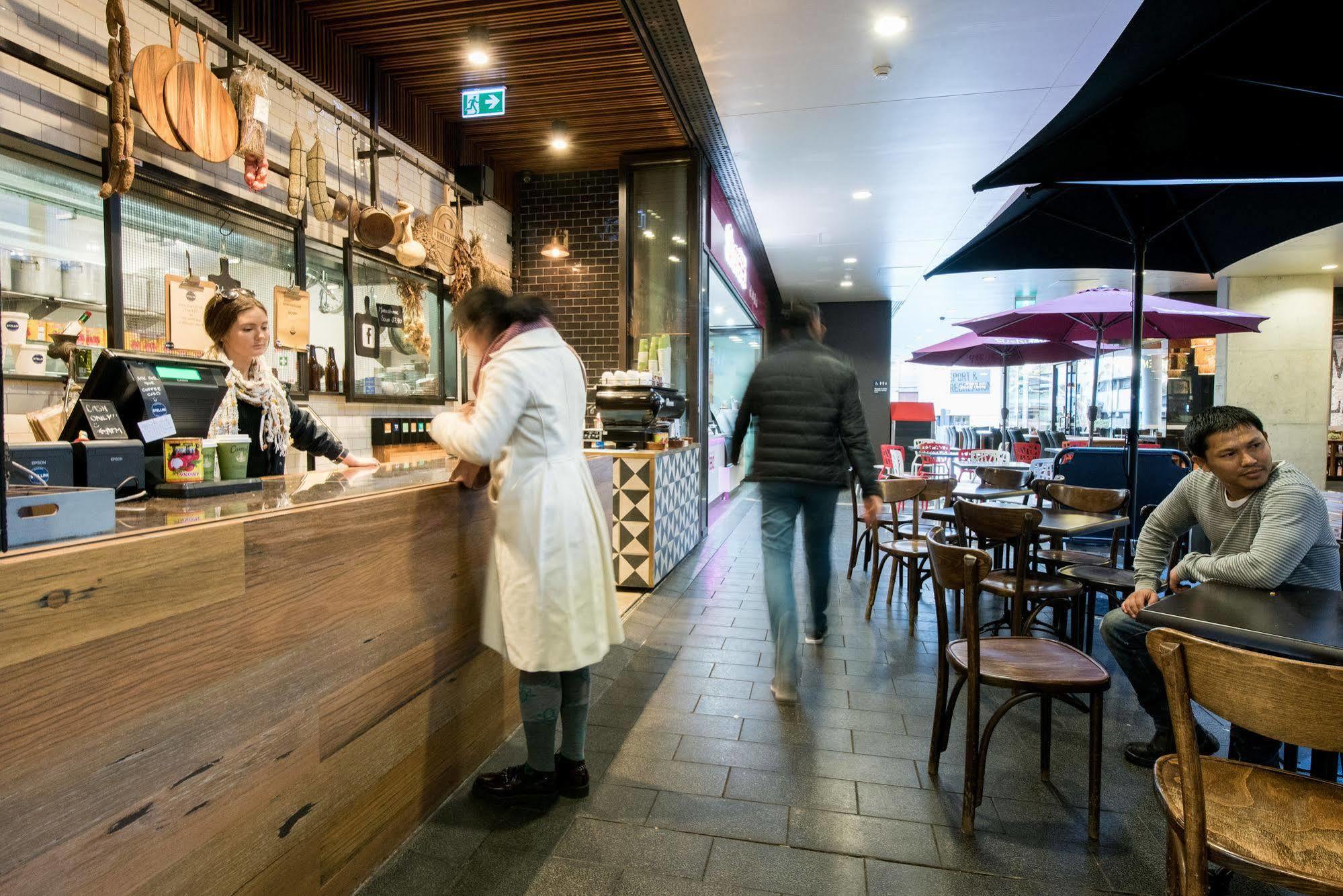 Racecourse Space Pop Up Randwick Ngoại thất bức ảnh